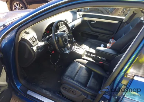 2005 Audi A4 2.0T z USA, uszkodzony, nr VIN WAUDF68E85A444499